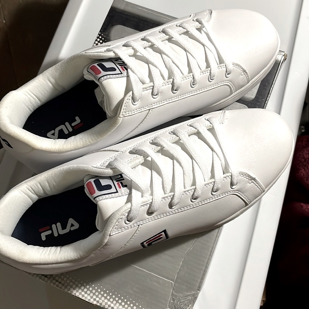 Fila NIB Westpark white sneakers in size 13